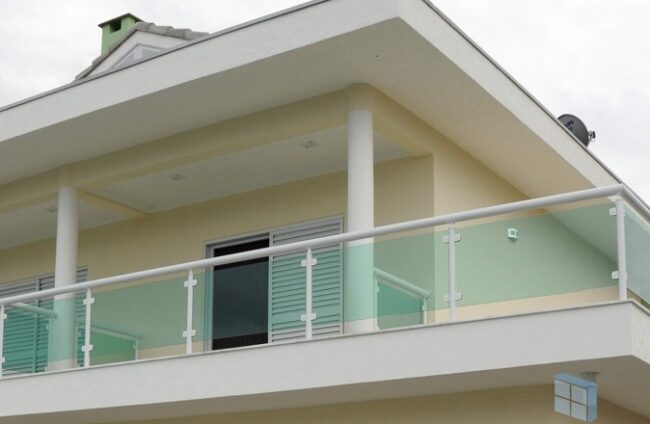 Como escolher o melhor guarda-corpo? Veja a seguir